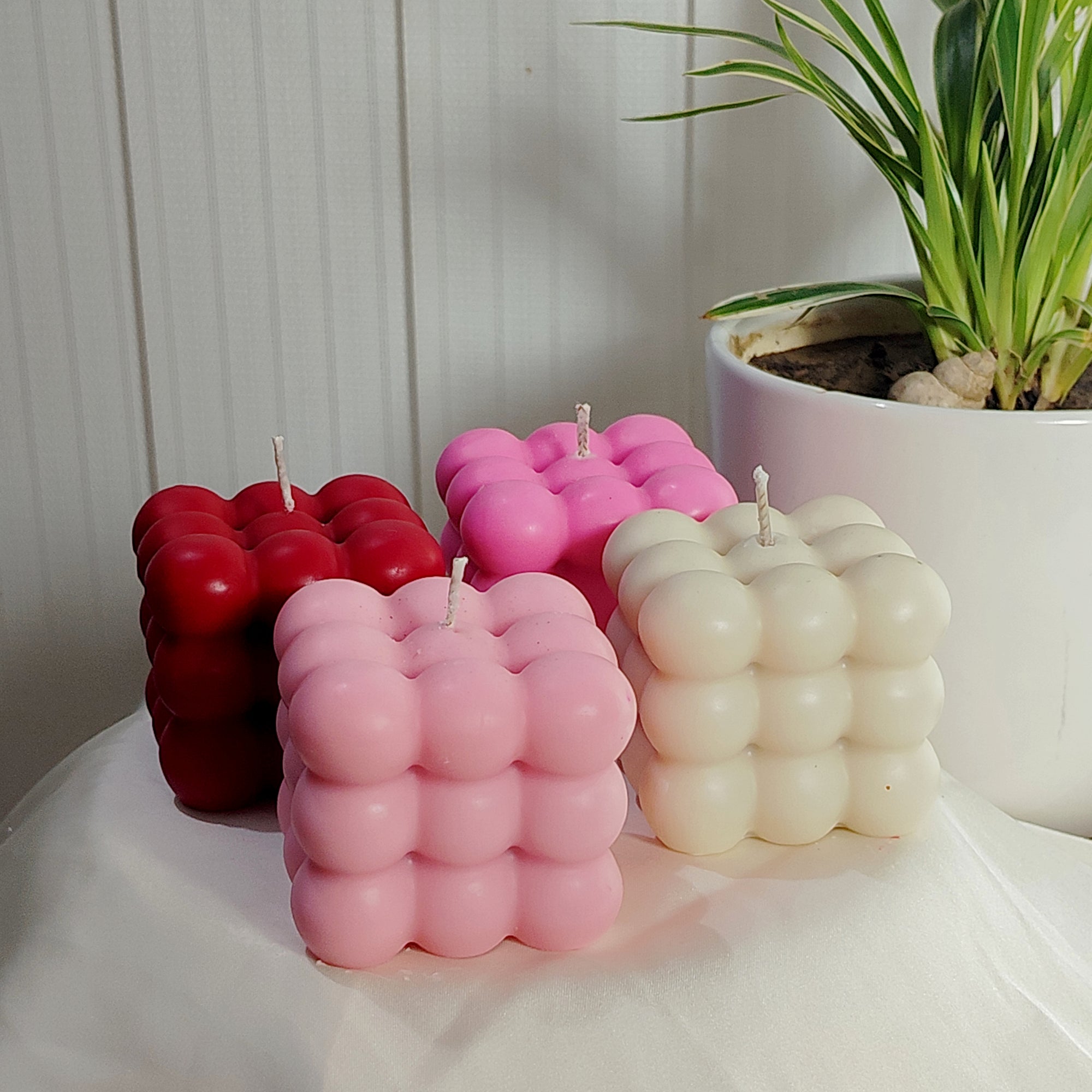 Large Bubble Candle